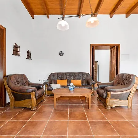 Petit La Geria Lanzarote Tías